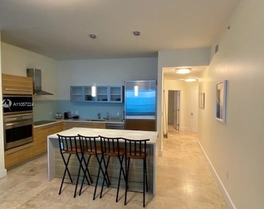 2020 N Bayshore Dr - Photo Thumbnail 45