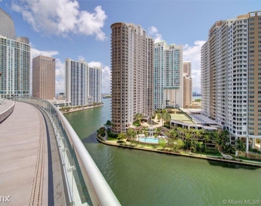 495 Brickell Ave Fl 33131 - Photo Thumbnail 37