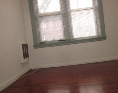 795 grand st - Photo Thumbnail 2