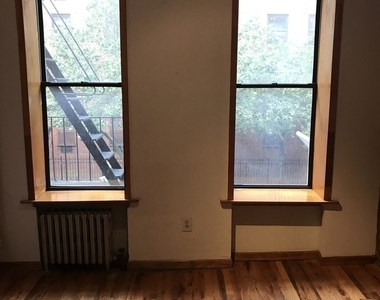 11 Stanton Street - Photo Thumbnail 0