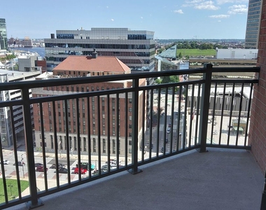 414 Water Street, Unit #1613 - Photo Thumbnail 25