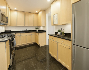 147 West 79th Street - Photo Thumbnail 1