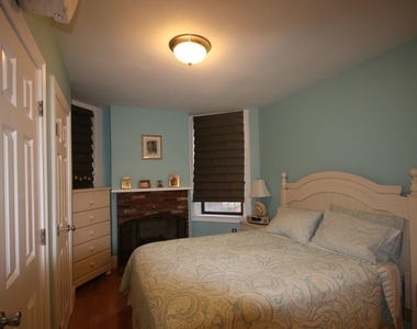 497 Beacon Street Unit 6 - Photo Thumbnail 7