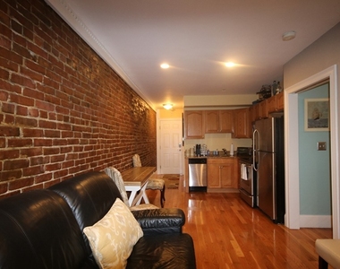 497 Beacon Street Unit 6 - Photo Thumbnail 1