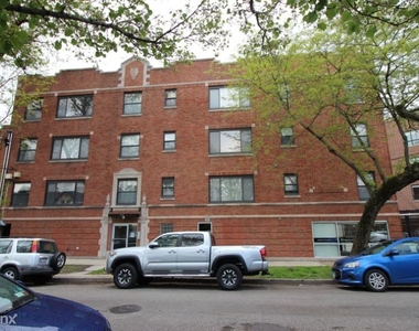 2245 W Barry Ave - Photo Thumbnail 8