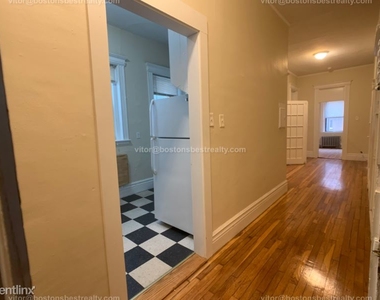 1109 Boylston St - Photo Thumbnail 1