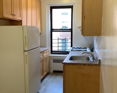 3553 82 ST Jackson Heights NY 11372 - Photo Thumbnail 4