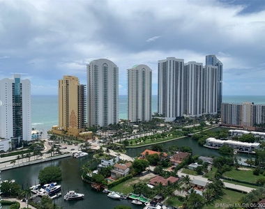 16500 Collins Ave - Photo Thumbnail 1