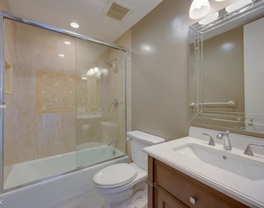 2 Ketch St Apt 204 - Photo Thumbnail 7