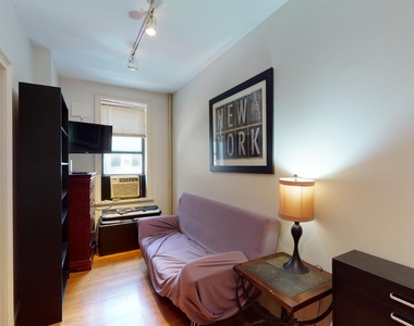 1007 Lexington Avenue - Photo Thumbnail 1