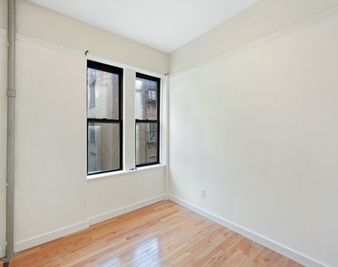 528 West 136 Street - Photo Thumbnail 3