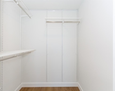 8809 Washington Blvd Apt 629 - Photo Thumbnail 7