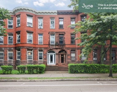 1905 Beacon Street - Photo Thumbnail 12