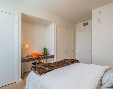 889 Francisco St Unit 3608 - Photo Thumbnail 5