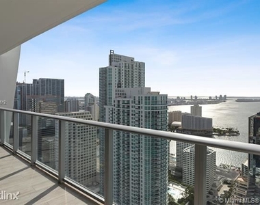 1010 Brickell Ave Unit 4503 - Photo Thumbnail 12