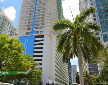 1200 Brickell Bay Dr - Photo Thumbnail 29