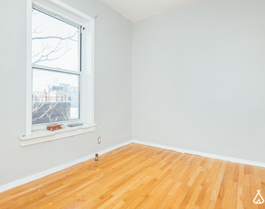 1625 Park Pl - Unit: 18 - Photo Thumbnail 1