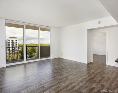 4100 Salzedo St Apt 806 - Photo Thumbnail 1