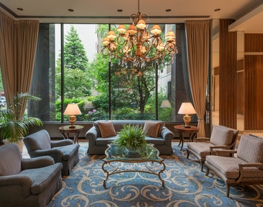 300 East 75th Street - Photo Thumbnail 9