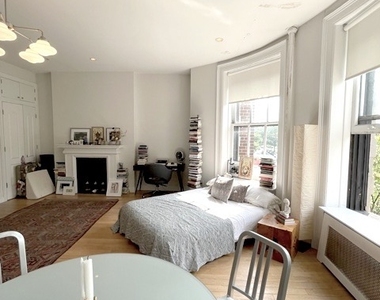 74 Riverside Drive - Photo Thumbnail 2