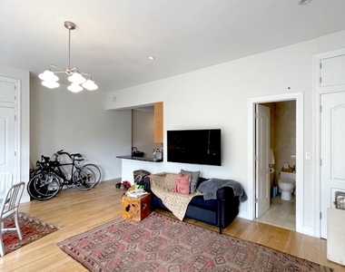 74 Riverside Drive - Photo Thumbnail 6