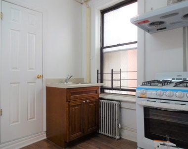 79 Chrystie Street - Photo Thumbnail 2