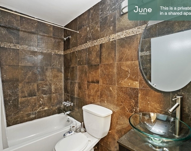 208 East 95th Street - Photo Thumbnail 21