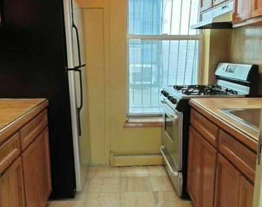 423 Lincoln Place - Photo Thumbnail 0