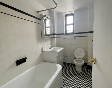 108 East 38th Street - Photo Thumbnail 6