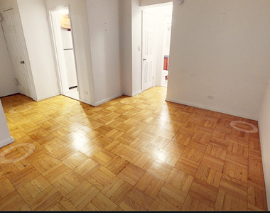 east 11th Street - Photo Thumbnail 7