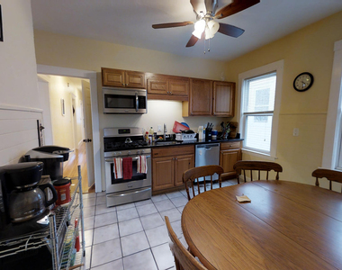 NO FEE - 4 Beds/2bath with DECK in the heart Porter Sq.  - Photo Thumbnail 3