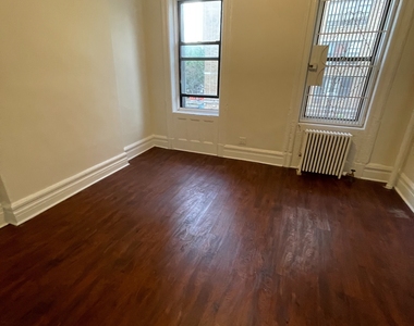 642 East 14th Street, New York, NY 10009 - Photo Thumbnail 1