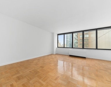 235 West 56th Street - Photo Thumbnail 8