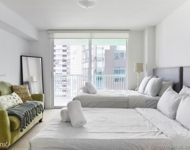 1200 Brickell Bay Dr 3518 - Photo Thumbnail 0