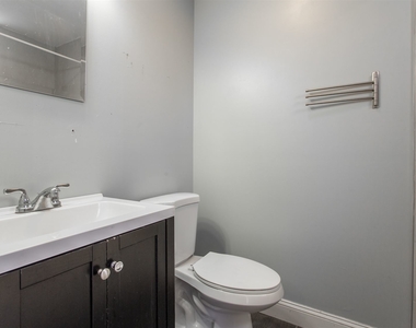 2478 Frankford Ave Unit 3 - Photo Thumbnail 9