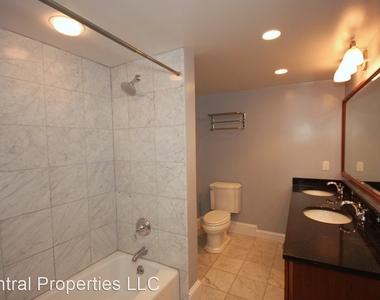 6 Logan Circle Apt 2 - Photo Thumbnail 11