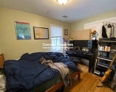 4 Beds/2baths on Forbes St ( Jamaica Plain)  - Photo Thumbnail 6