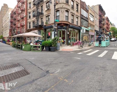 Broome St. - Photo Thumbnail 6