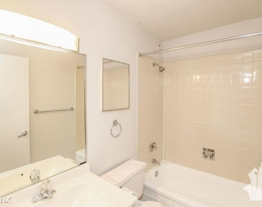 1212 S Michigan Ave # 2401 - Photo Thumbnail 10