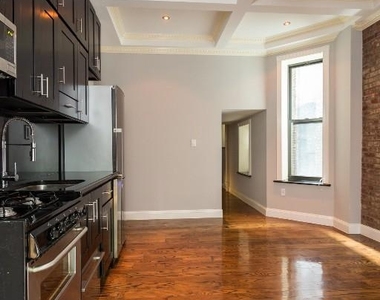 9 West 103rd Street - Photo Thumbnail 1