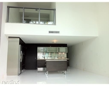 6000 Collins Ave - Photo Thumbnail 42