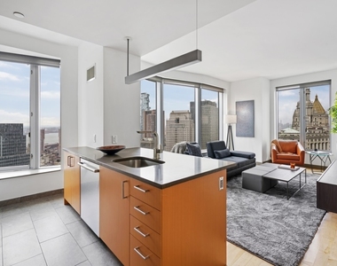 STUNNING 1 Bed / 1 Bath - Laundry IN Unit - Pet Friendly - Close to Subways - Luxury Building - Parking  - Photo Thumbnail 0