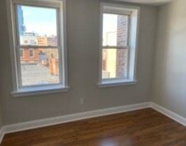 220 Hanover St Apt 26 - Photo Thumbnail 28