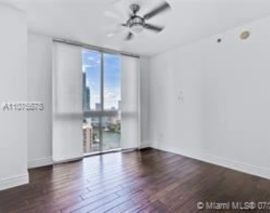 475 Brickell Ave 1915 - Photo Thumbnail 7