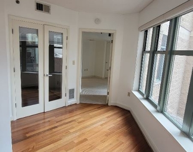 1150 K St Nw - Photo Thumbnail 7