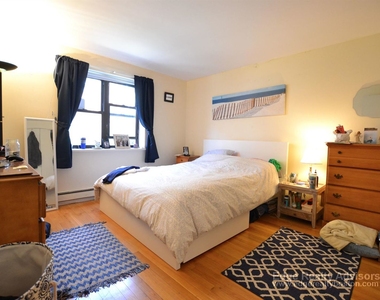 43 Colborne Rd Apt 1 - Photo Thumbnail 6