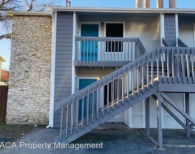 5704 Cougar Drive, Apt B - Photo Thumbnail 9