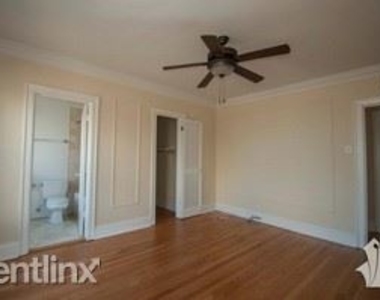 215 E Chestnut St 1004 - Photo Thumbnail 6