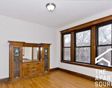 2900 W Diversey Ave 2 - Photo Thumbnail 1