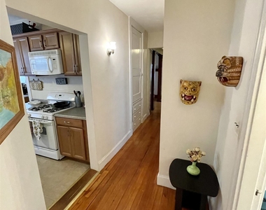 201 Rawson Rd Apt 1 - Photo Thumbnail 8